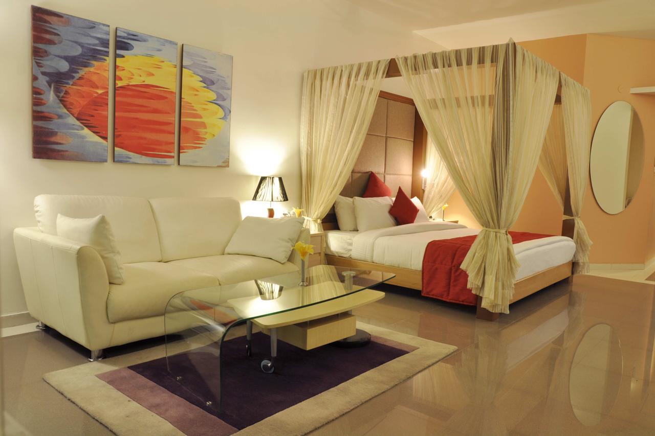 Seasons Rajkot Exterior foto