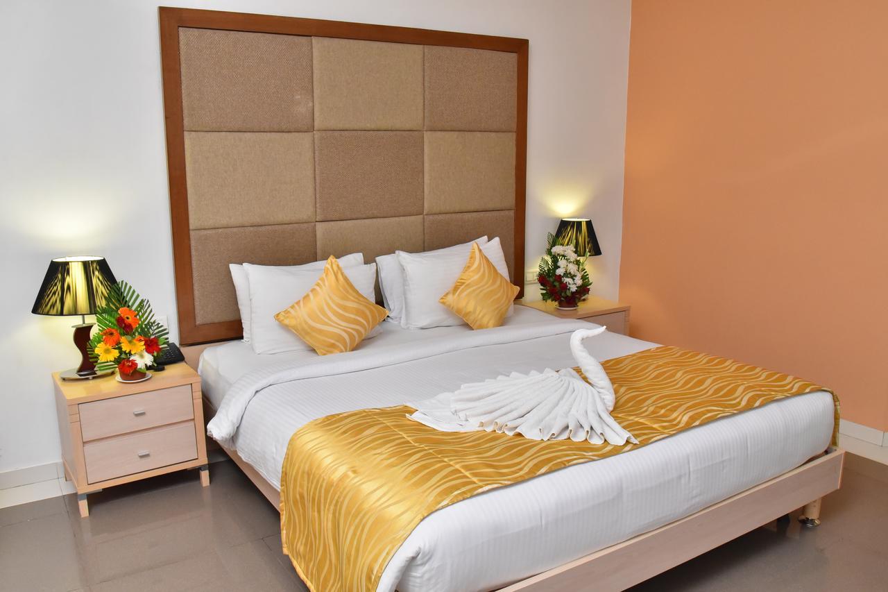 Seasons Rajkot Exterior foto