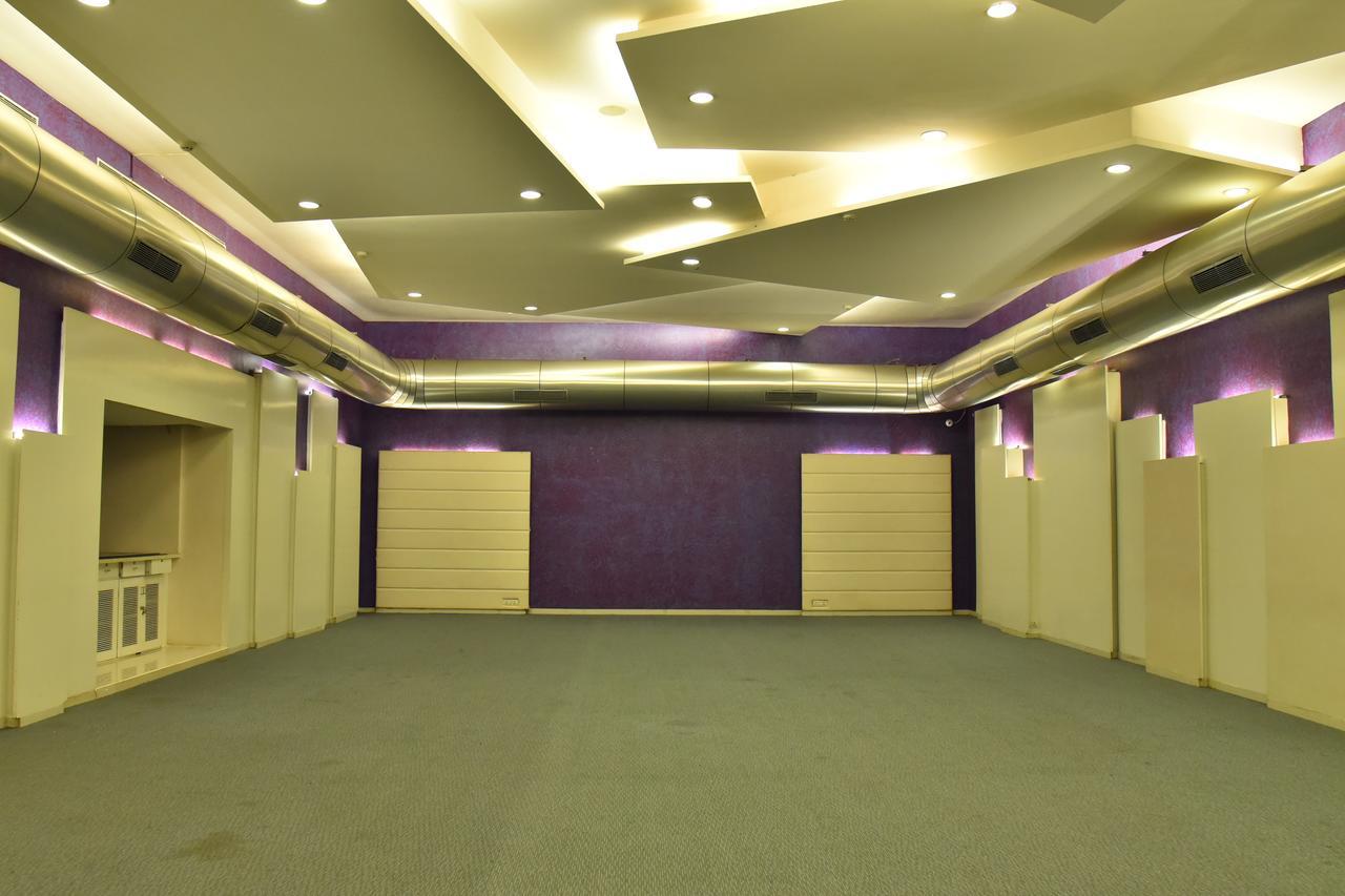 Seasons Rajkot Exterior foto