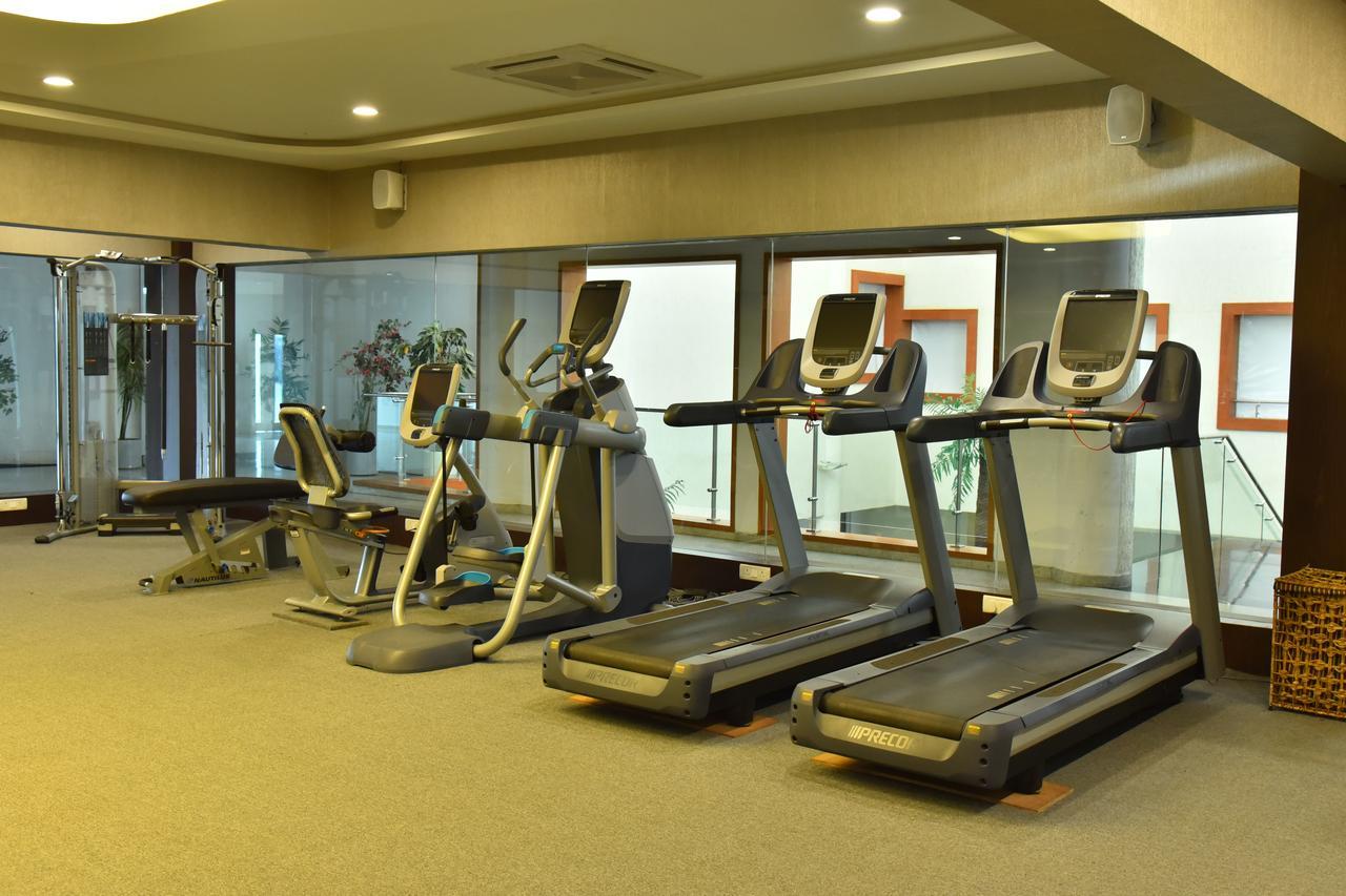 Seasons Rajkot Exterior foto